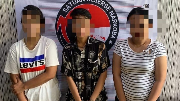 IMG-20261017-WA0057 Polres Toba Amankan Tiga Perempuan dalam Operasi Sarang Narkoba di Balige